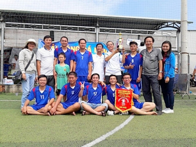 Trường Trần Bình Trọng đạt giải nhất “Giải bóng đá liên trường”