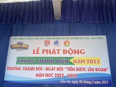 Trường ThCS Trần Bình Trọng kết hợp cùng Đoàn Phường Tân An tổ chức các hoạt động Tháng Thanh niên