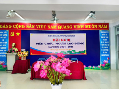 TRƯỜNG THCS TRẦN BÌNH TRỌNG TỔ CHỨC HỘI NGHỊ VIÊN CHỨC, NGƯỜI LAO ĐỘNG, NĂM HỌC 2024-2025