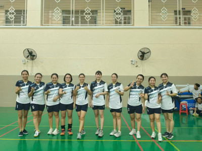 CÔNG ĐOÀN THCS TRẦN BÌNH TRỌNG THAM DỰ GIẢI BÓNG CHUYỀN NAM - NỮ CÔNG NHÂN, VIÊN CHỨC, LAO ĐỘNG KHỐI TRƯỜNG HỌC TP. THỦ DẦU MỘT NĂM 2025