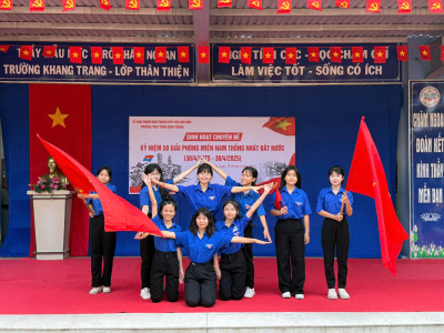 Bài hát: Viết tiếp câu chuyện hòa bình