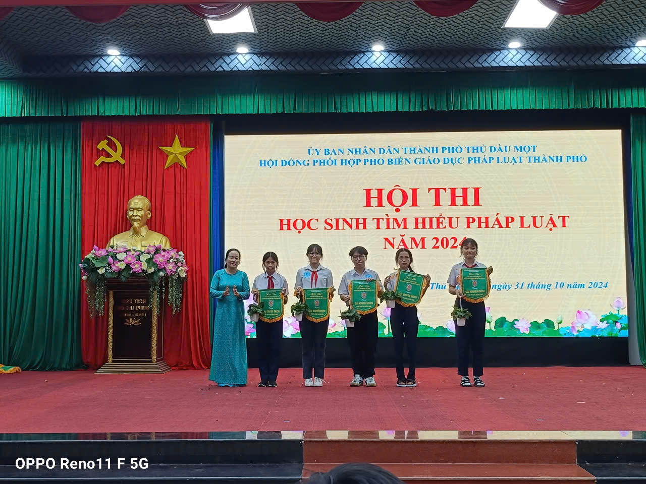 Trường THCS Trần Bình Trọng tham gia hội thi "Học sinh tìm hiểu pháp luật" năm 2024